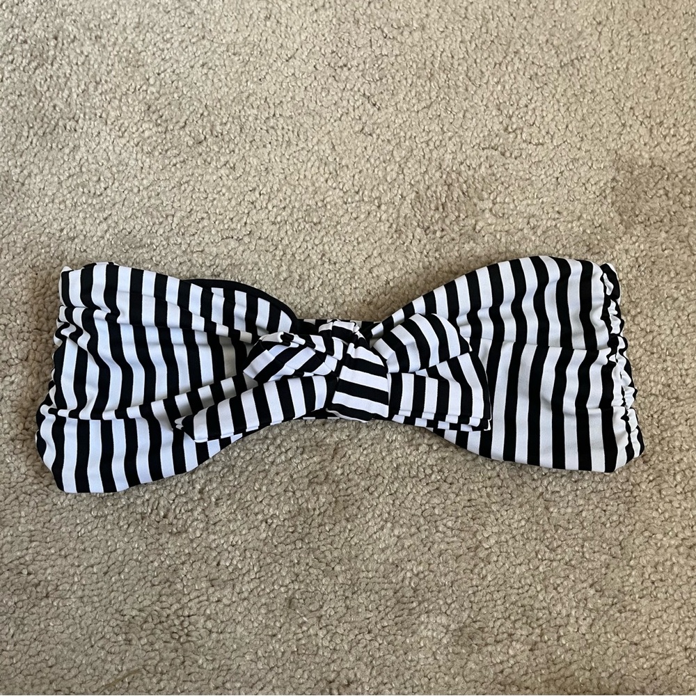 NWOT Lolli Swim Creamsicle Black and White Stripe Bow Bandeau Bikini Top Size M